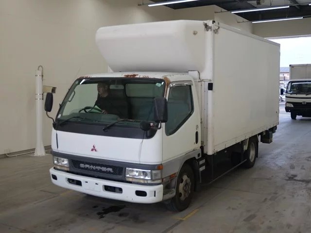 Mitsubishi Fuso Canter  с аукциона в Японии