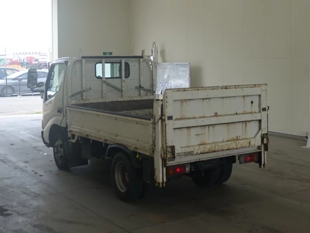 Toyota ToyoAce  с аукциона в Японии
