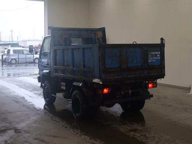 Mitsubishi Fuso Canter  с аукциона в Японии