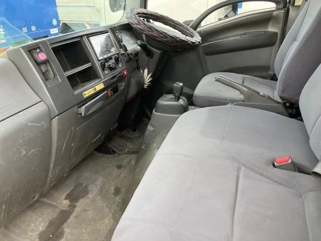 Isuzu Elf  с аукциона в Японии