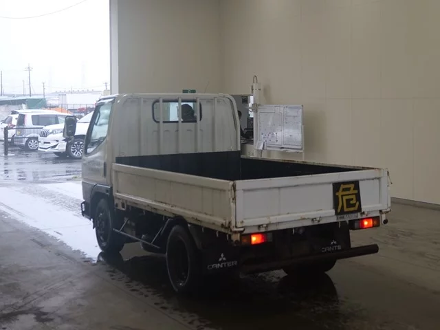 Mitsubishi Fuso Canter  с аукциона в Японии