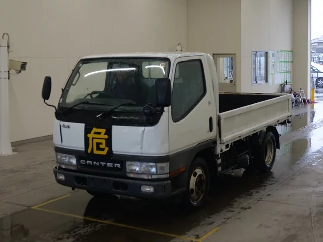 Mitsubishi Fuso Canter  с аукциона в Японии