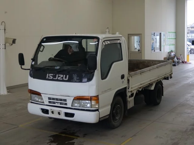 Isuzu Elf  с аукциона в Японии