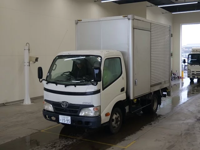 Toyota ToyoAce  с аукциона в Японии