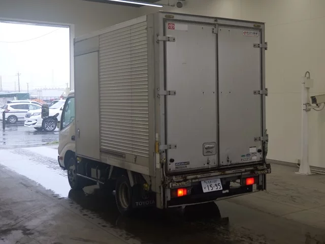 Toyota ToyoAce  с аукциона в Японии