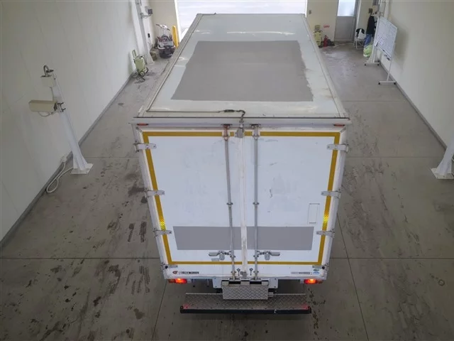 Mitsubishi Fuso Canter  с аукциона в Японии