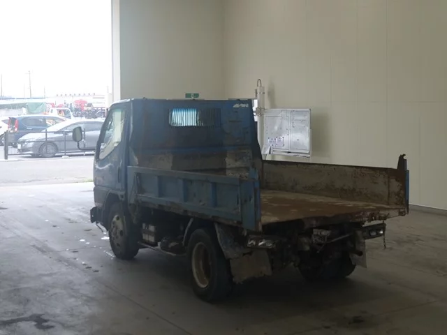 Mitsubishi Fuso Canter  с аукциона в Японии