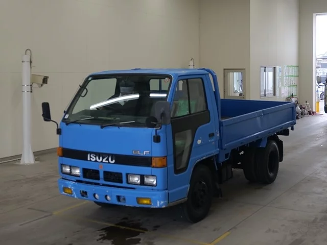 Isuzu Elf  с аукциона в Японии