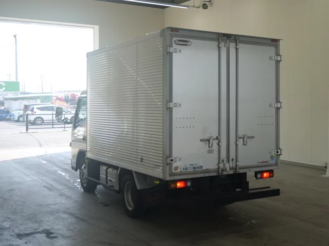 Mitsubishi Fuso Canter  с аукциона в Японии
