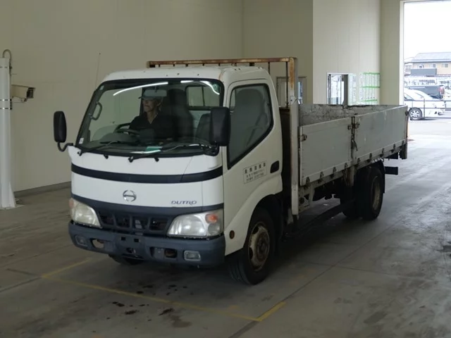 Hino Dutro  с аукциона в Японии