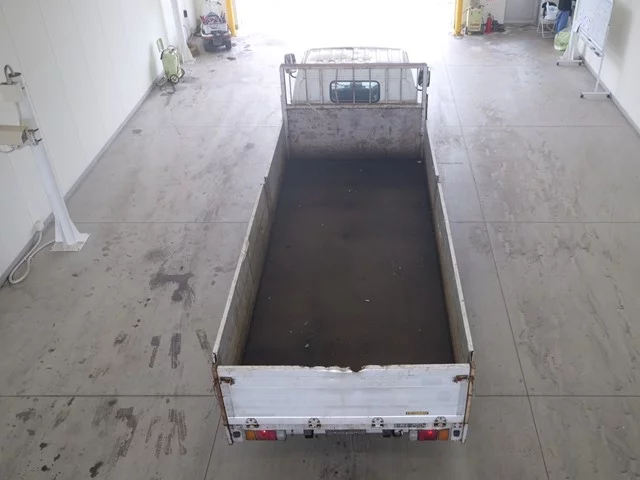 Hino Dutro  с аукциона в Японии