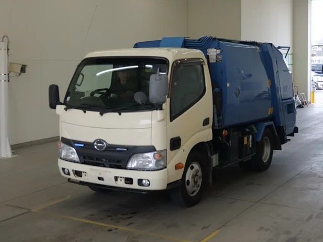 Hino Dutro  с аукциона в Японии