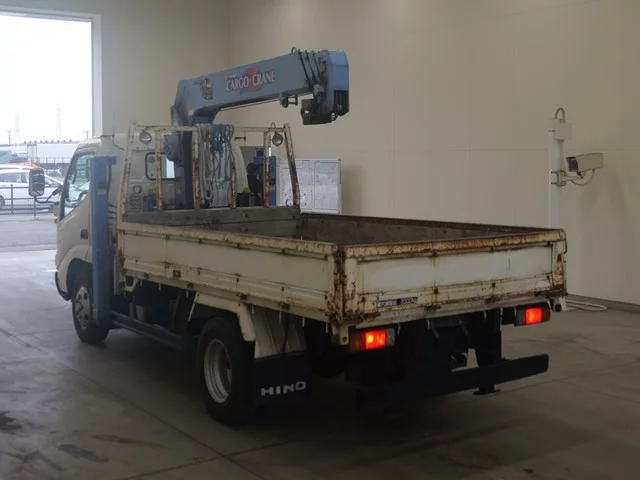 Hino Dutro  с аукциона в Японии