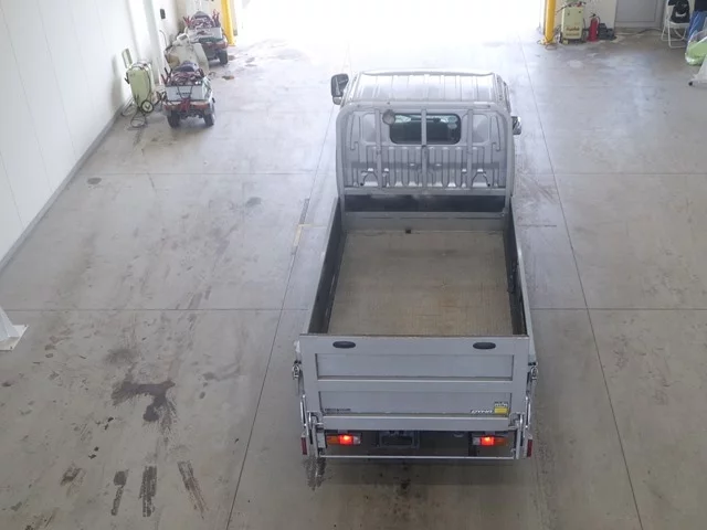 Toyota Dyna  с аукциона в Японии