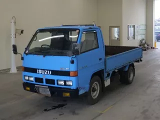 Isuzu Elf  с аукциона в Японии