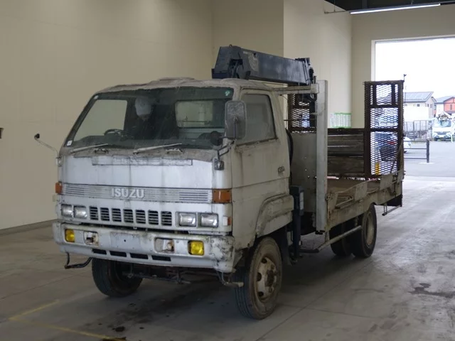 Isuzu Elf  с аукциона в Японии