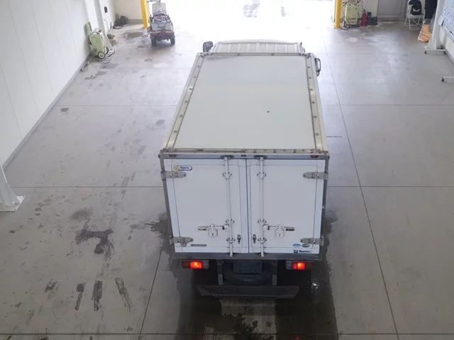 Hino Dutro  с аукциона в Японии
