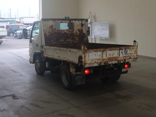 Isuzu Elf  с аукциона в Японии