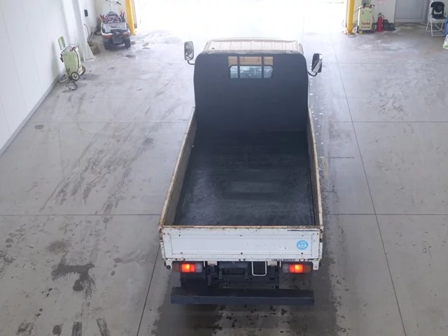 Toyota Dyna  с аукциона в Японии