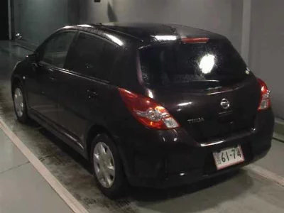 Nissan Tiida