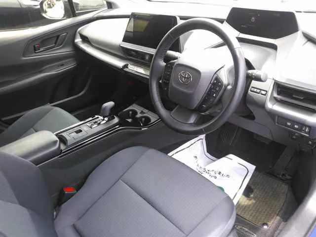 Toyota Prius  с аукциона в Японии