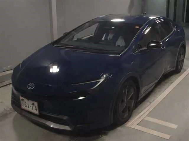 Toyota Prius  с аукциона в Японии