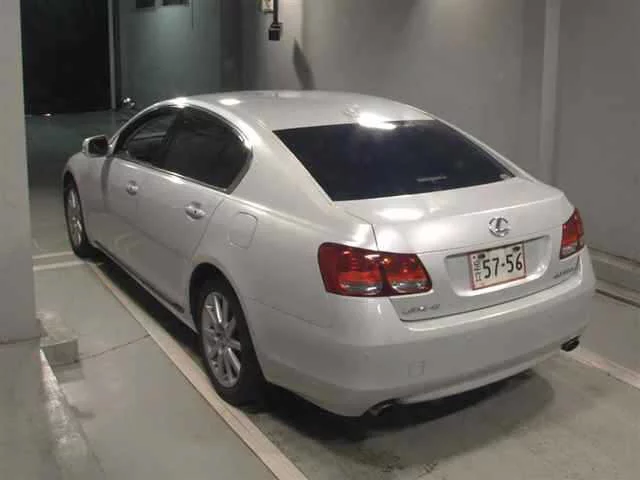 Lexus GS  с аукциона в Японии