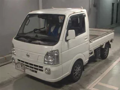 Nissan NT100 Clipper