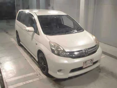 TOYOTA ISIS