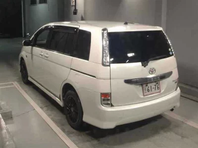TOYOTA ISIS