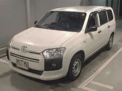 TOYOTA SUCCEED VAN