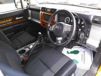 TOYOTA FJ CRUISER