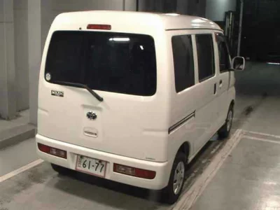 TOYOTA PIXIS VAN