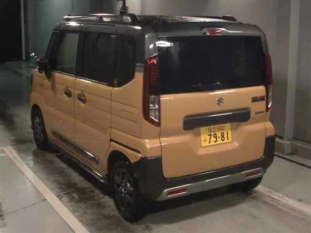 Suzuki Spacia Gear  с аукциона в Японии