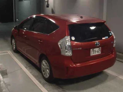 TOYOTA PRIUS ALPHA
