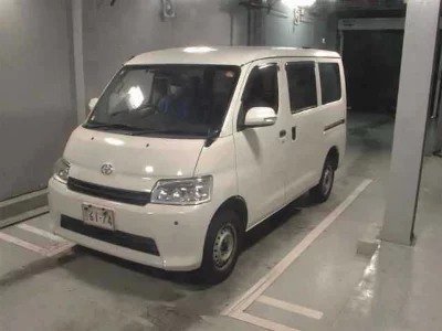 TOYOTA TOWN ACE VAN