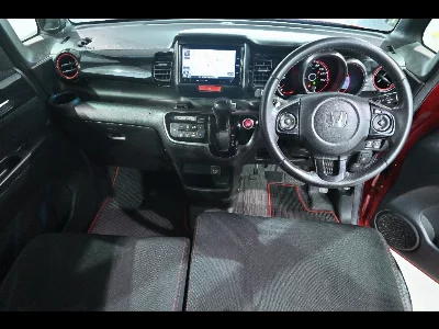 Honda N-Box+