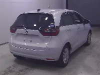 Цена авто Honda Fit с аукционов Японии, номер кузова GR3, пробег 15 000, оценка 6