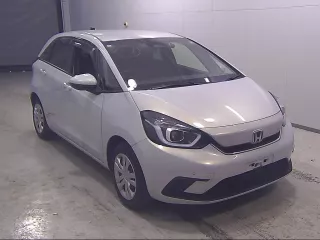 Цена авто Honda Fit с аукционов Японии, номер кузова GR3, пробег 15 000, оценка 6