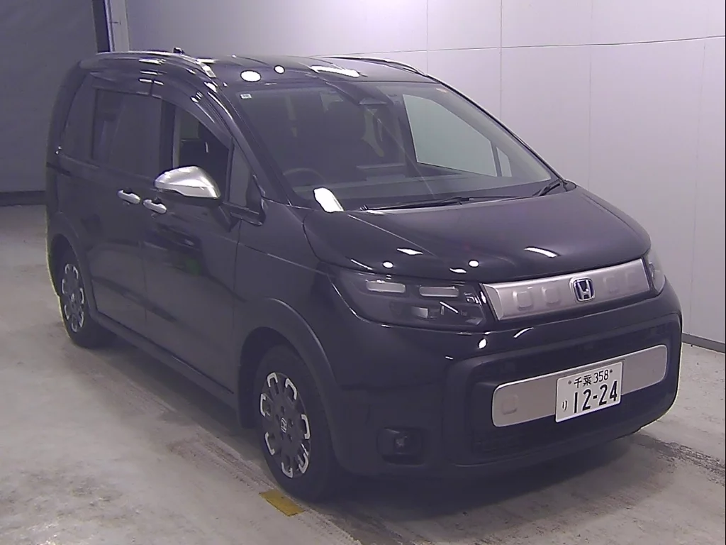 Honda Freed  с аукциона в Японии