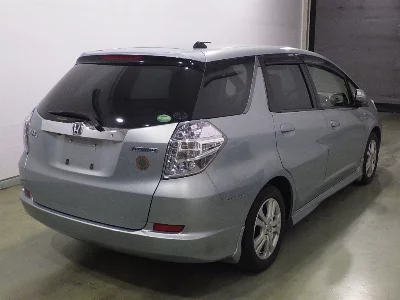 HONDA FIT SHUTTLE