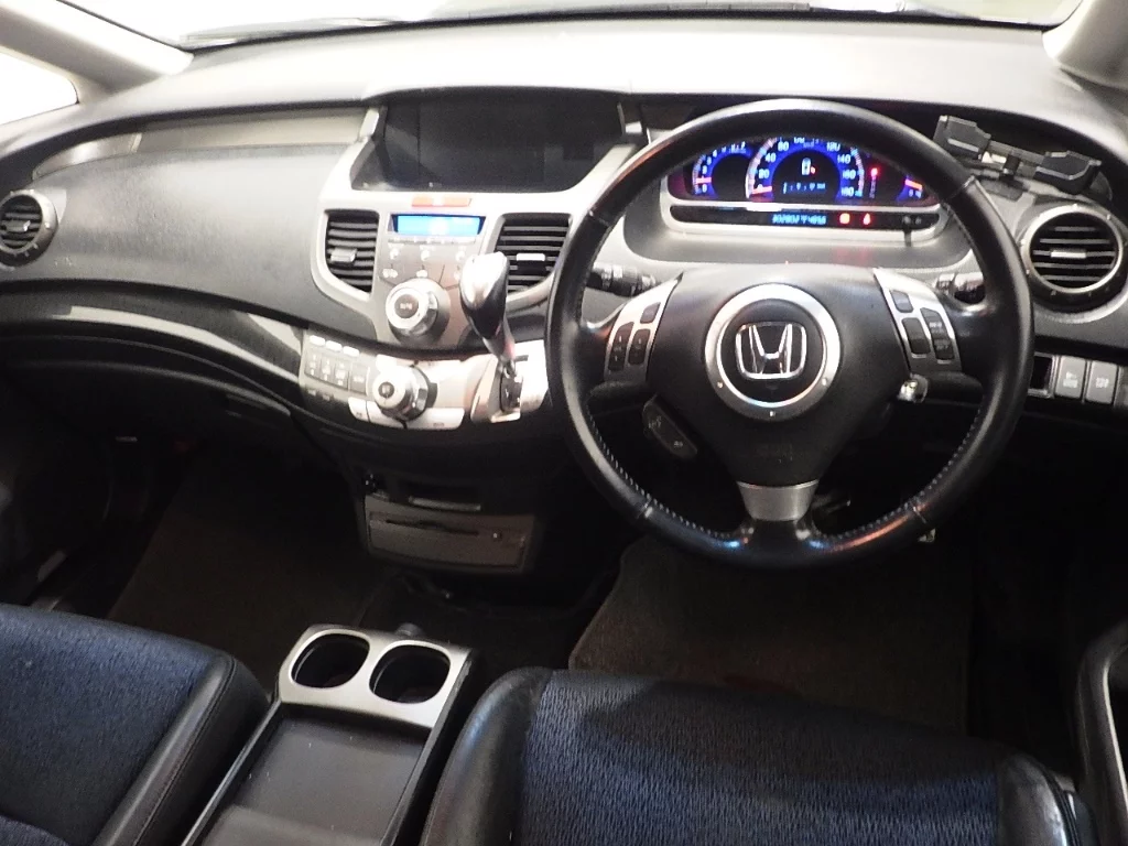 Honda Odyssey  с аукциона в Японии