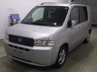 HONDA MOBILIO SPIKE