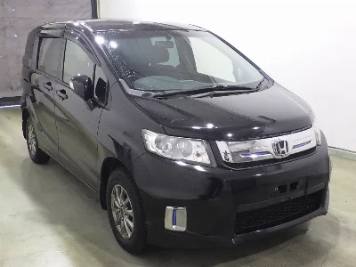 HONDA FREED SPIKE
