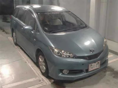 TOYOTA WISH