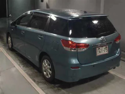 TOYOTA WISH