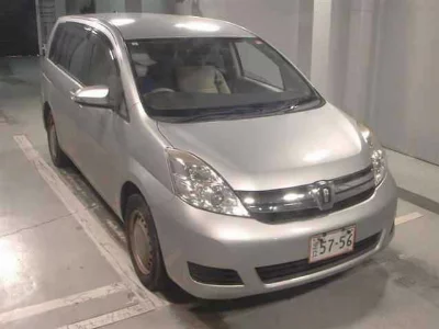 TOYOTA ISIS
