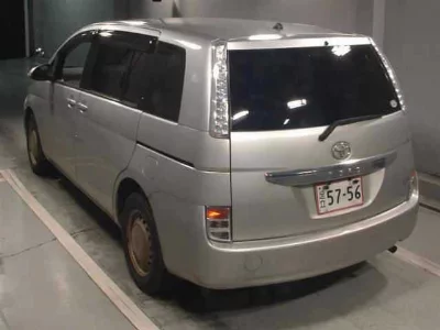 TOYOTA ISIS