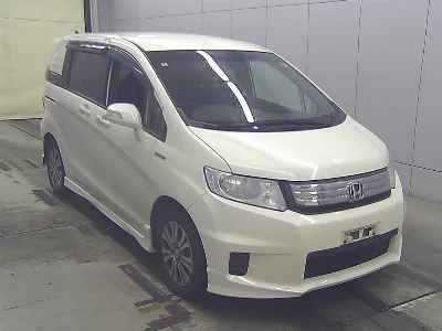 HONDA FREED SPIKE