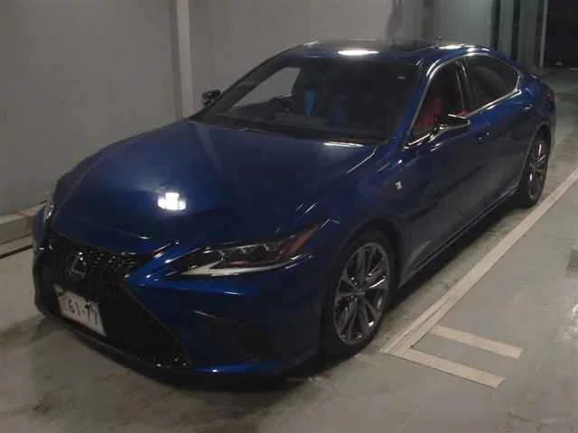 Lexus ES300h  с аукциона в Японии